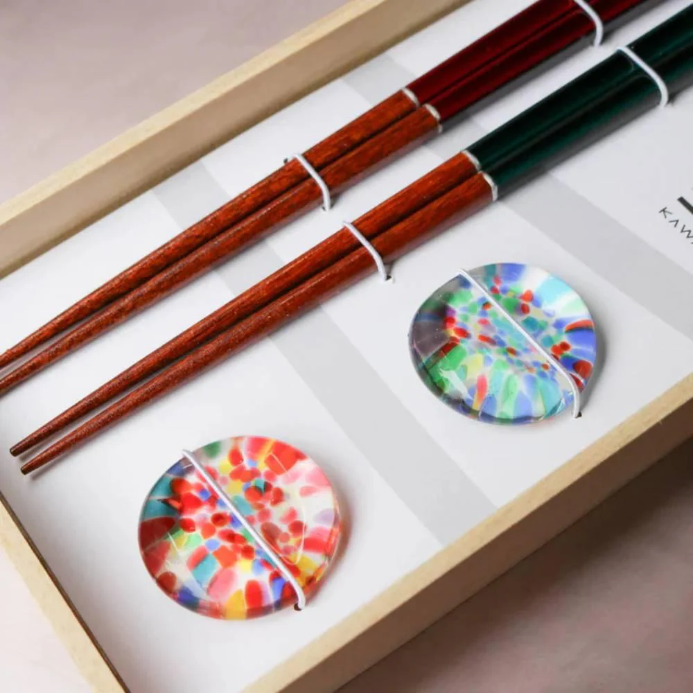 Aderia Glass Chopsticks Rest & Wooden Chopsticks Boxed Set - Image 3