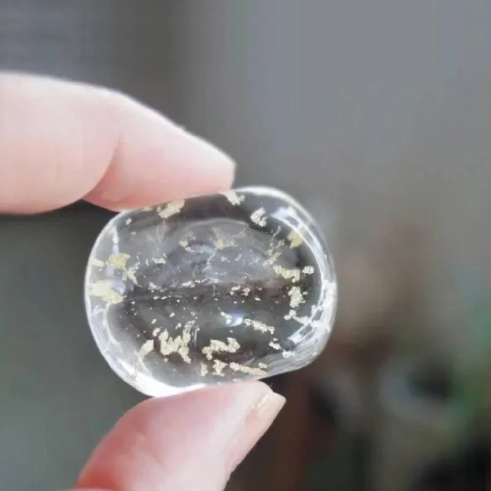 Aderia Handmade Glass & Platinum Foil Chopsticks Rest - Image 5