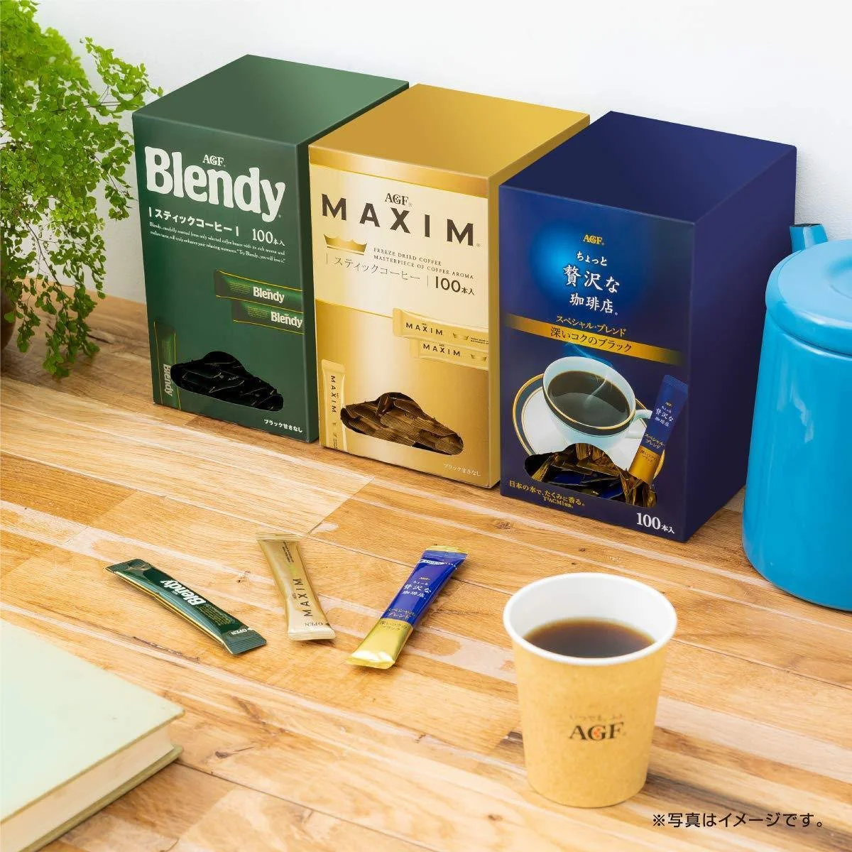 AGF Maxim Freeze Dried Instant Coffee 100 Sticks - Image 4