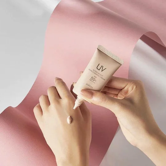 Albion Super UV Cut Mineral Sunscreen & Makeup Base SPF50+ 40g - Image 2