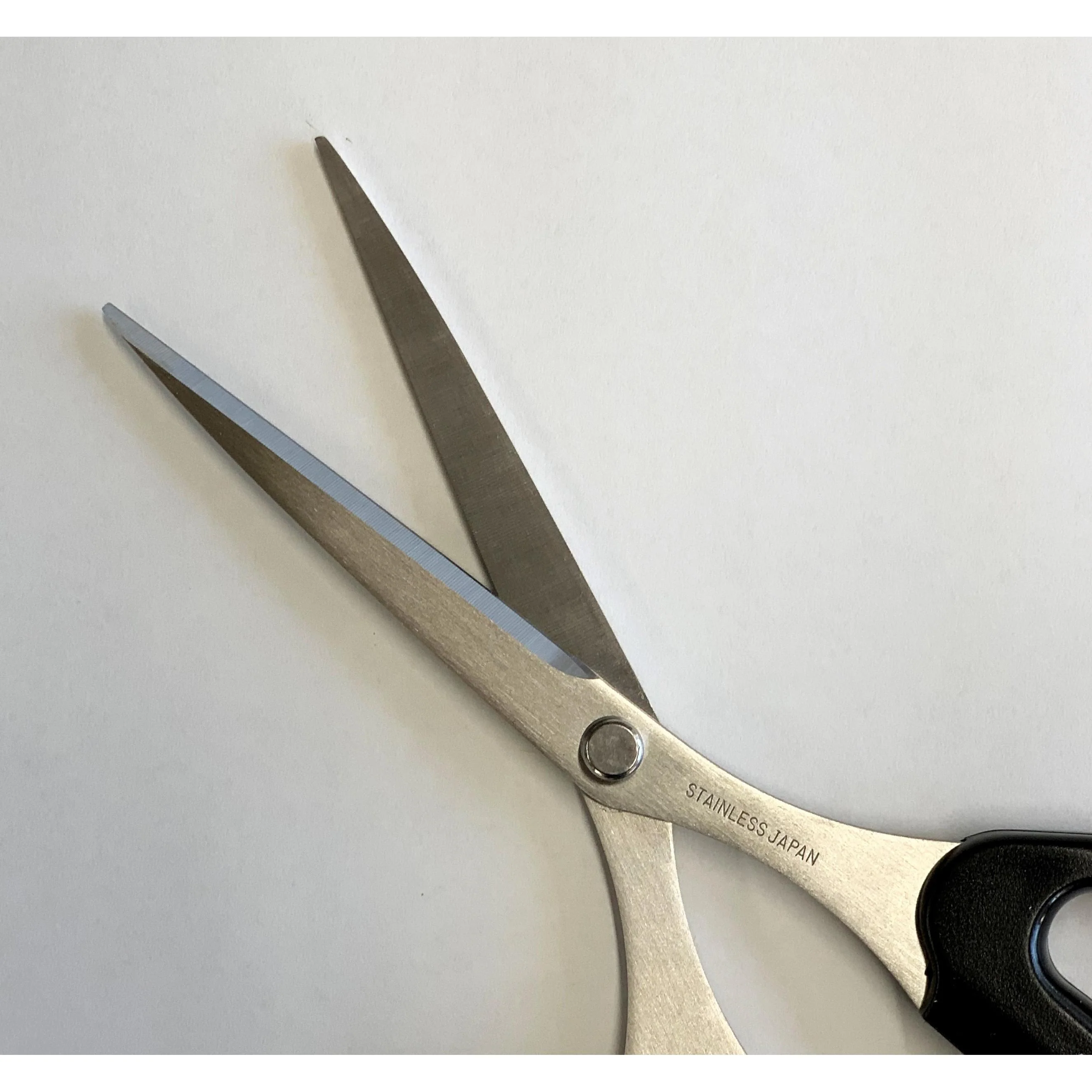 Canary Arm Wrestler Multi-Purpose Long Blade Heavy Duty Scissors - Image 3