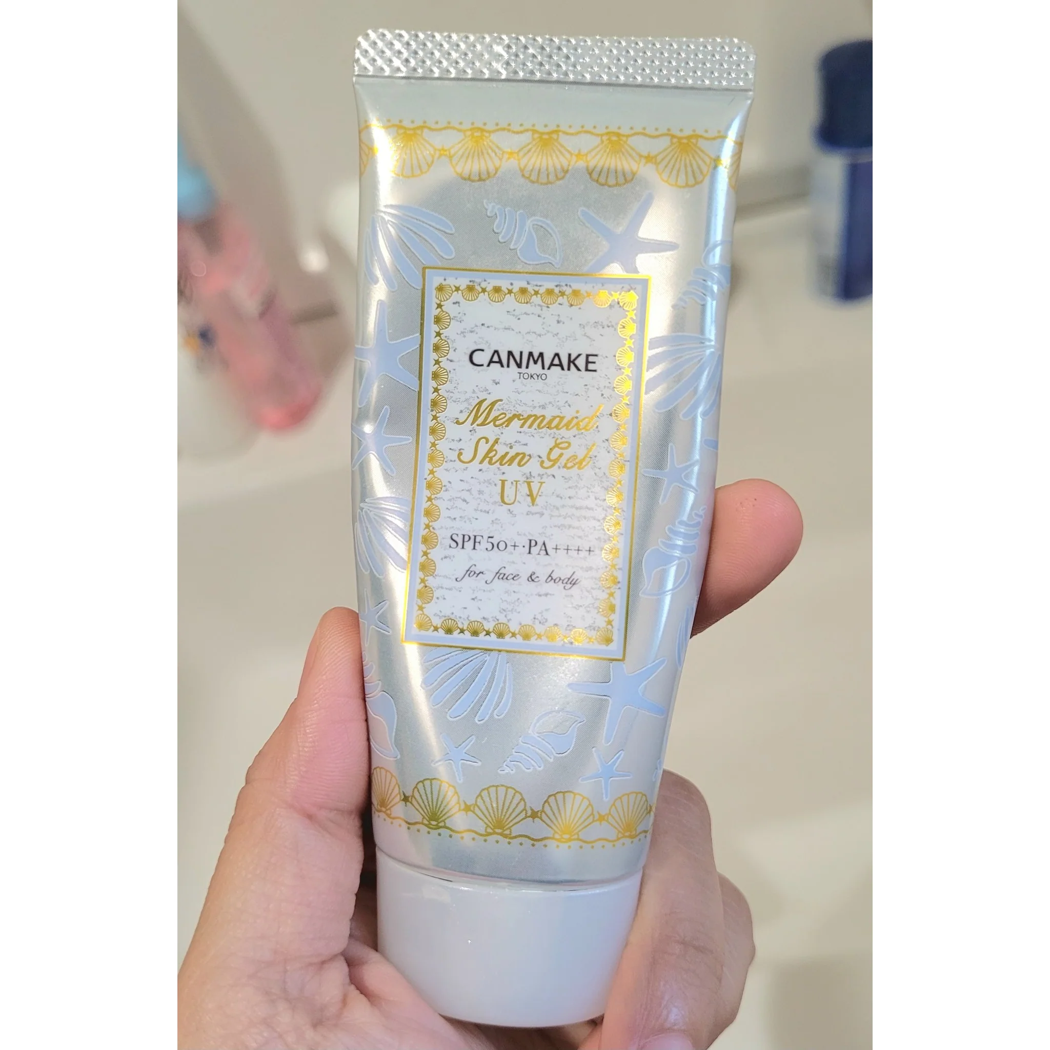 Canmake Mermaid Skin Gel UV White 02 SPF50+ PA++++ 40g - Image 5