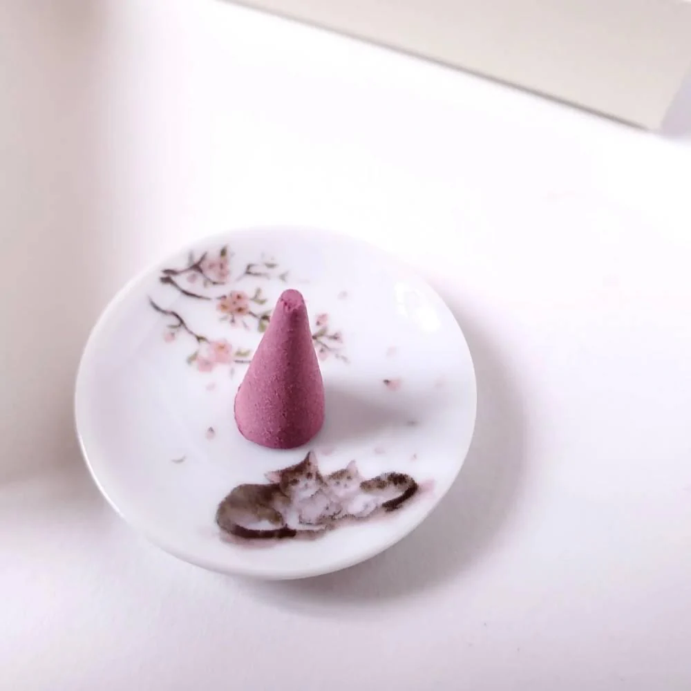 Sakura Cherry Blossom Scent Incense Cones Set With Burner (10 Cones) - Image 3