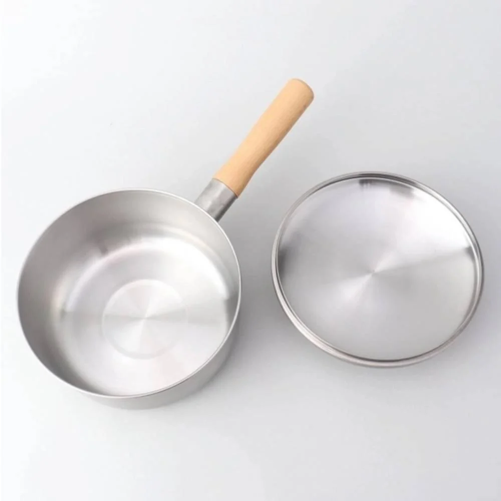 Chitose Stylish Wooden-Handle Saucepan With Lid (IH Compatible) 2.2L - Image 3