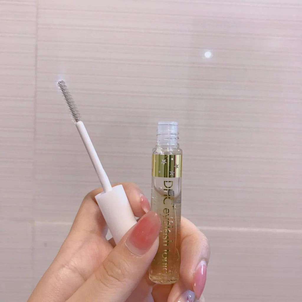 DHC Eyelash Tonic Transparent Lash Serum Conditioner 6.5ml - Image 4