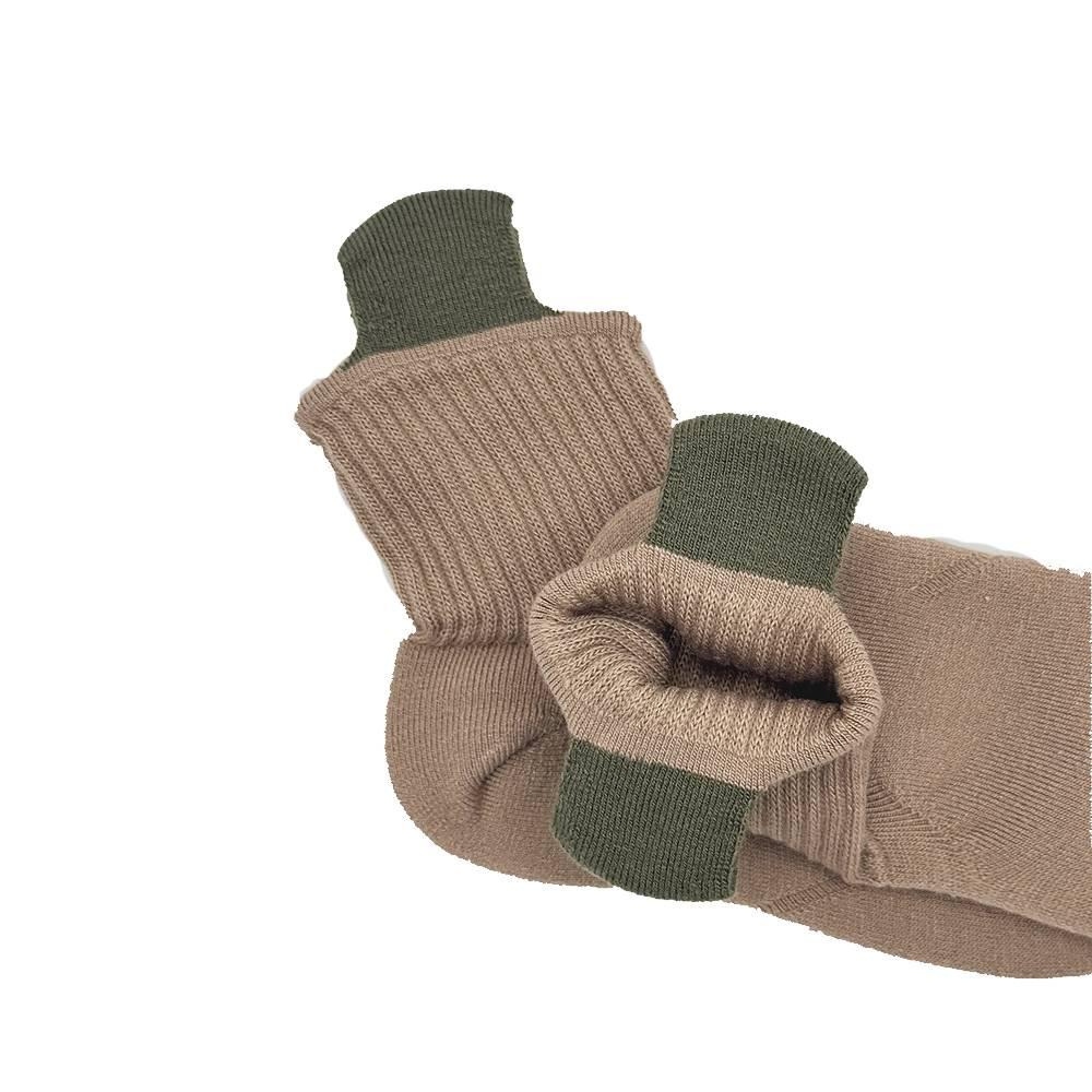 Easy to Wear & Remove Warm Crew Socks Gray & Brown (2 Pairs) - Image 6