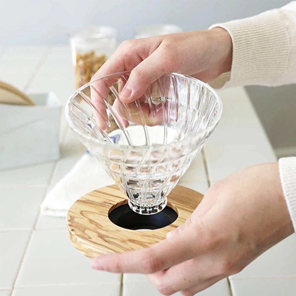 Hario V60 Glass Coffee Dripper with Olive Wood 1-2 Cups VDGR-01-OV - Image 3