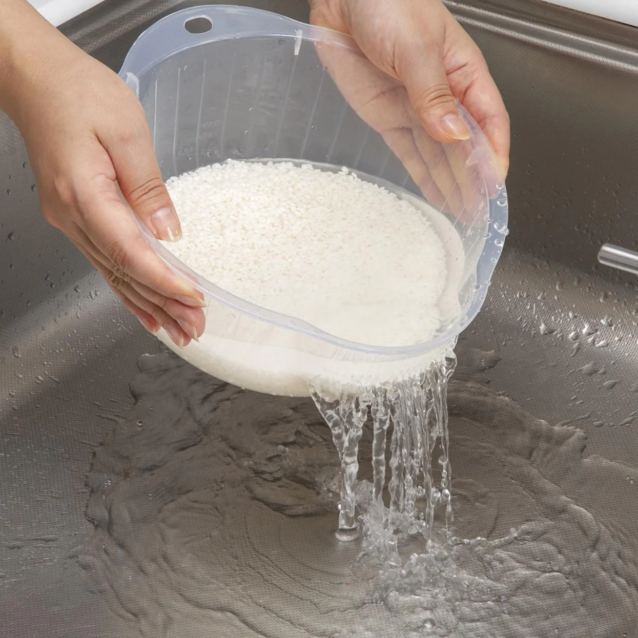 Inomata Japanese Rice Washing Bowl (Side Drainage Holes) 22cm - Image 3