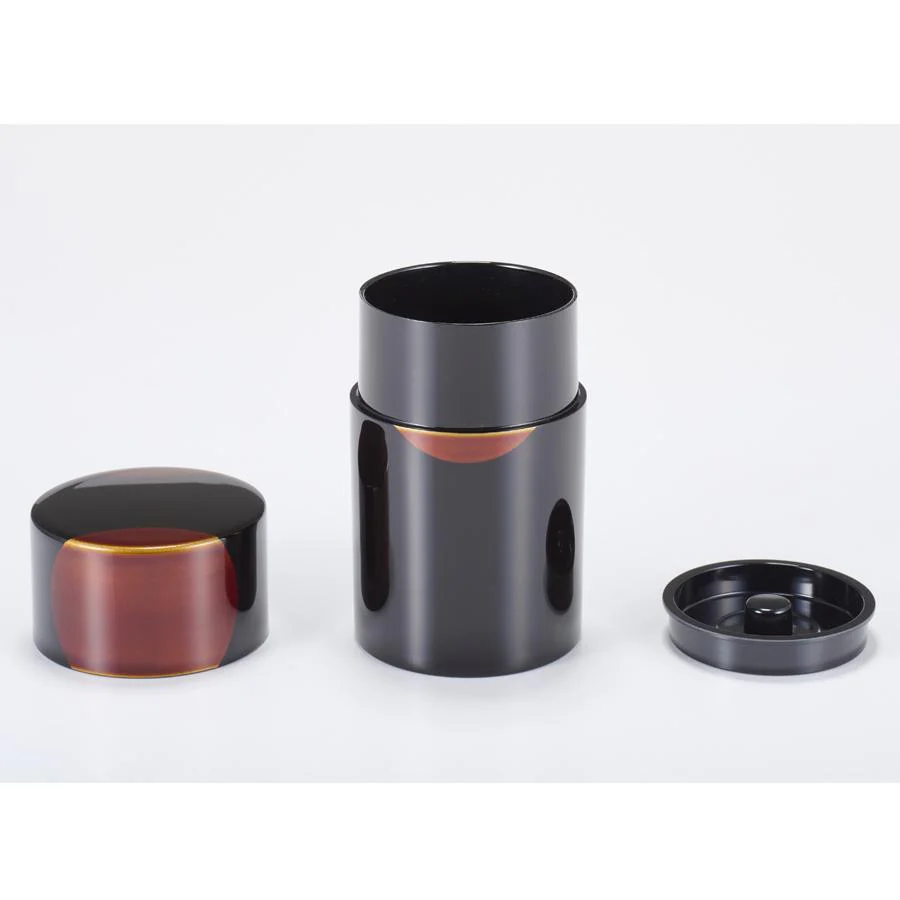 Isuke Japanese Lacquered Tea Caddy Sandalwood Design Canister - Image 2