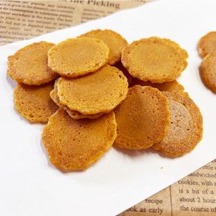 Itani Gluten-Free Wafers Niigata Rice Flour Honey Baked Crackers 90g - Image 2