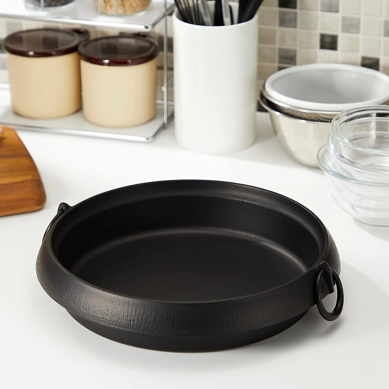 Iwachu Sukiyaki Pot Large Size Japanese Cast Iron Pan 26cm - Image 3