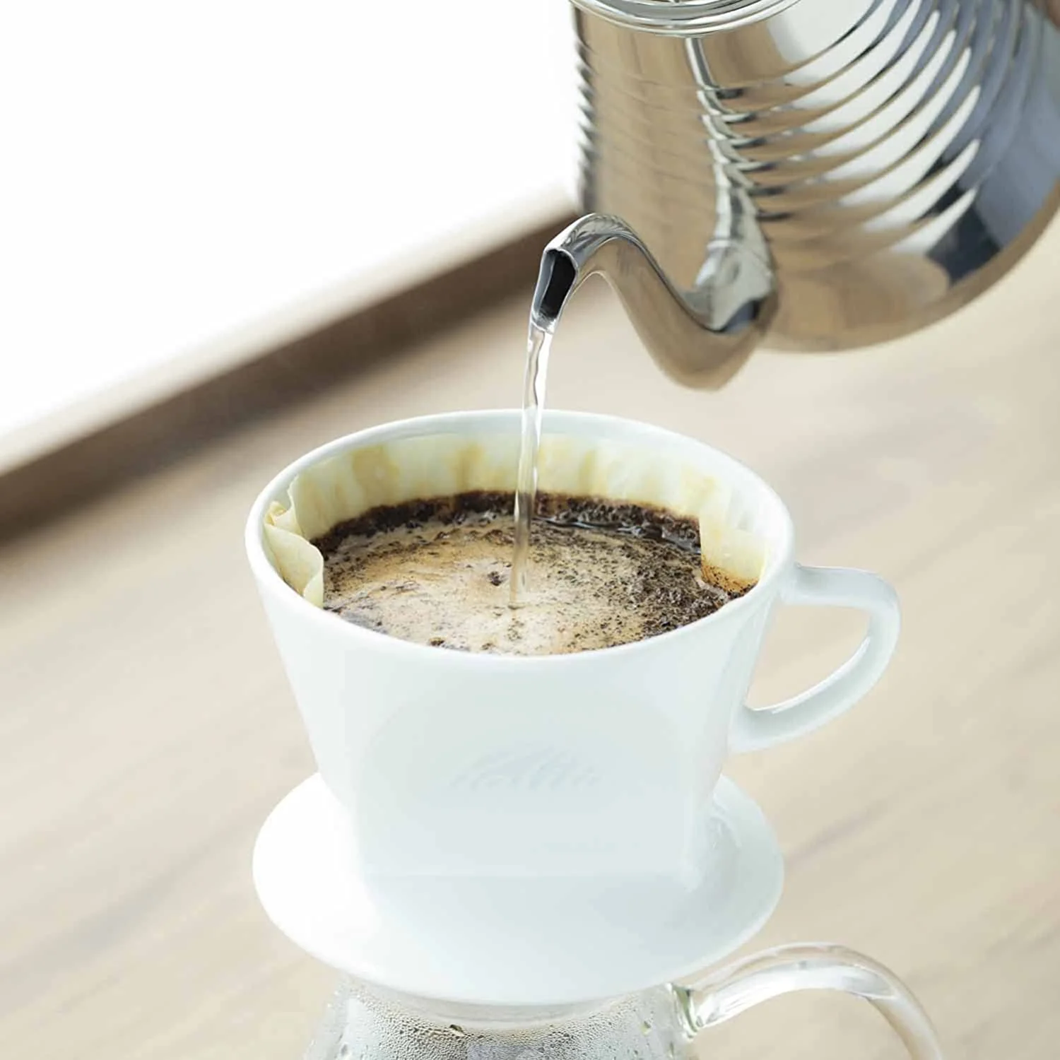 Kalita SSW Hand Drip Gooseneck Kettle (Stainless Steel Pour Over Coffee Pot) 1L - Image 2