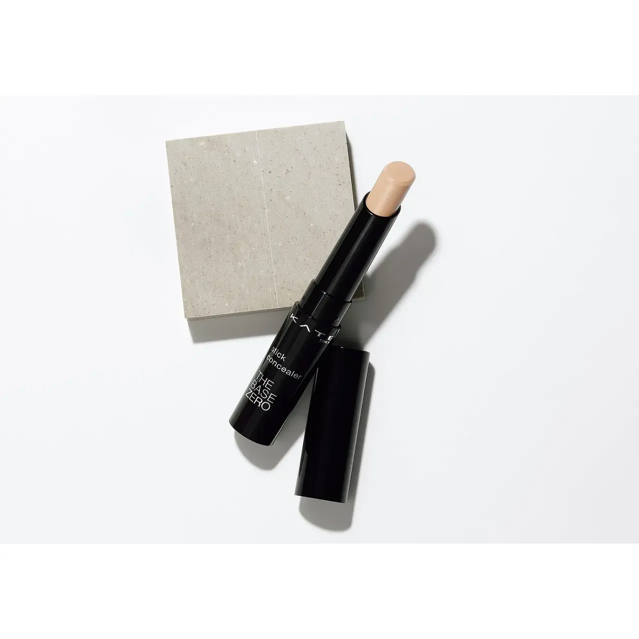 Kate Full Coverage Concealer Stick Smooth Natural Finish 3g - Image 3