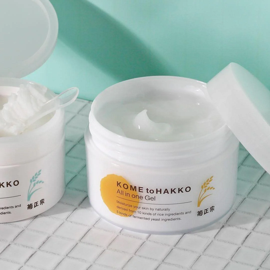 Kikumasamune Multifunctional Rice Derived All-in-One Moisturizing Gel 150g - Image 4