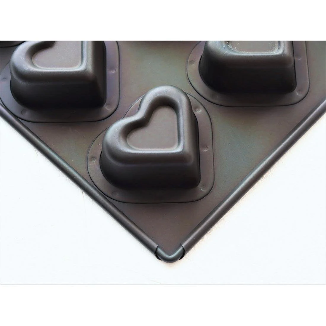 Matsunaga Double-Heart Cake Mold (Teflon-Coated Baking Mold) 12 Wells - Image 4