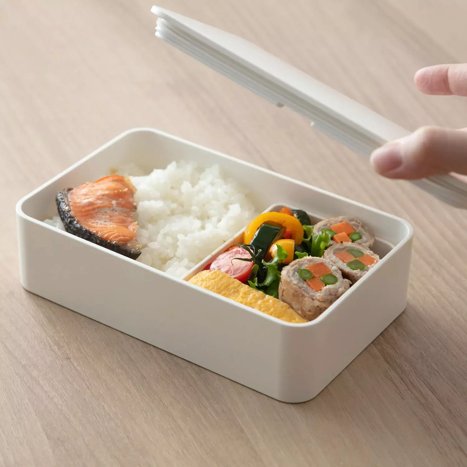 Minimalist White Microwaveable Bento Lunch Box Big Capacity 1000ml - Image 2