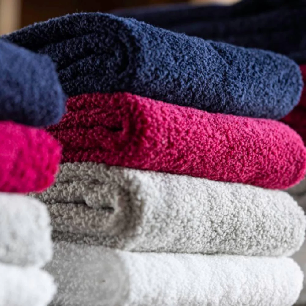 Lightweight Fluffy Face Towel Soft & Highly Absorbent 33×85cm - Image 7