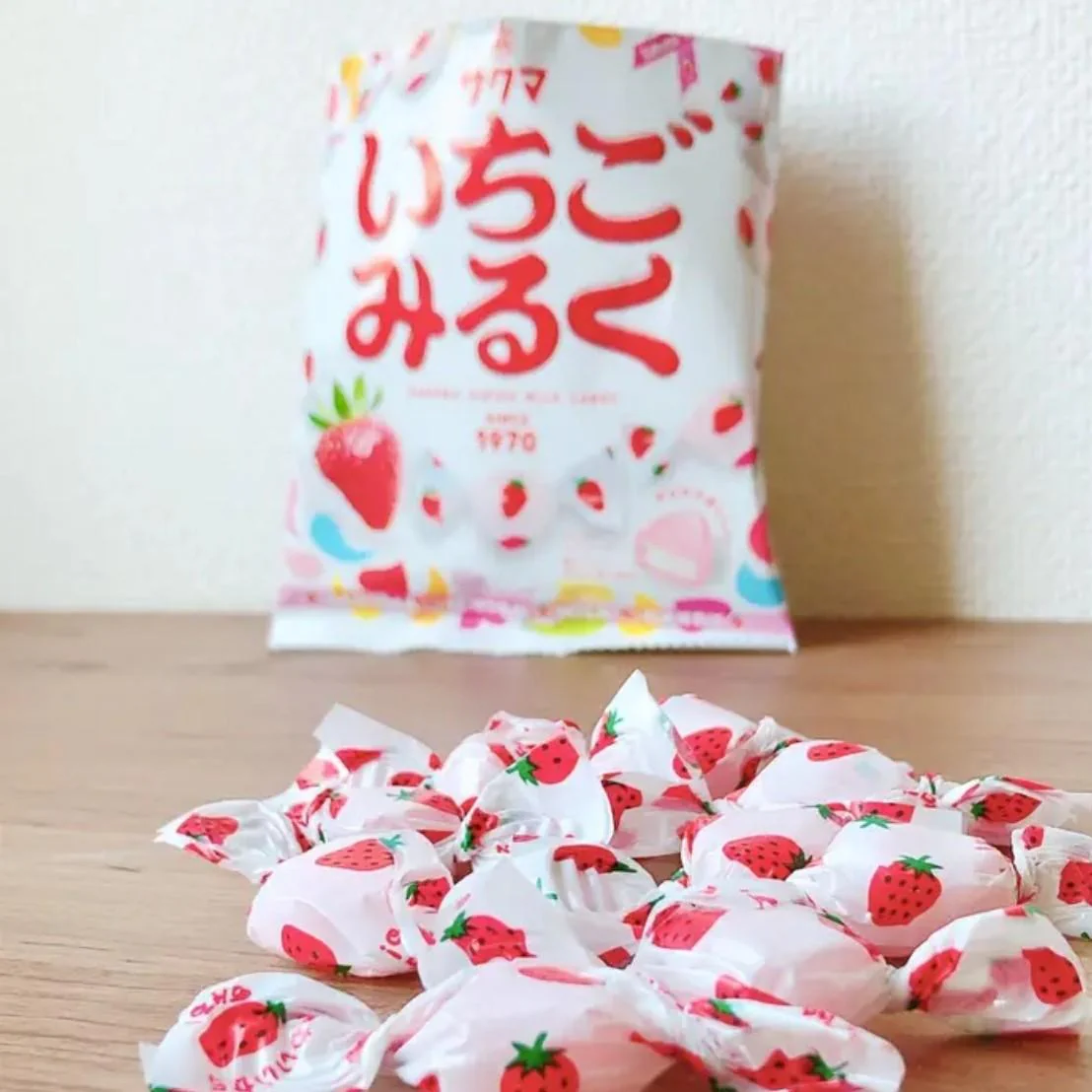 Sakuma Ichigo Milk Fukuoka Strawberry Cream Candy 83g - Image 3