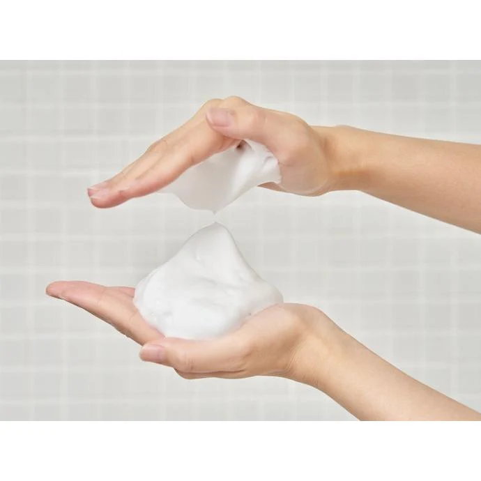 Senka Perfect Whip Collagen-In Rich Foam Hydrating Facial Wash120g - Image 2